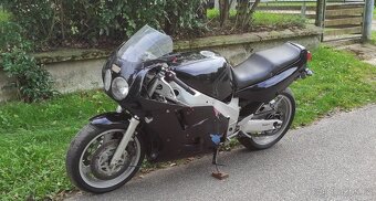 Yamaha FZR 1000 EXUP typ 3LE - 2