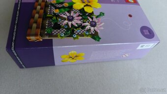 LEGO Limited Edition 40683 Treláž s květinami - - 2