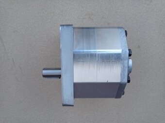 Čerpadlo 100 litrové na LKT - 2