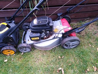 sekačka s pojezdem motor honda - 2