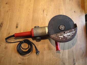 Velká úhlová bruska Flex - 2