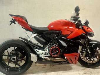 Ducati streetfighter v2 - 2