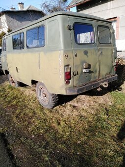 UAZ 452 - 2
