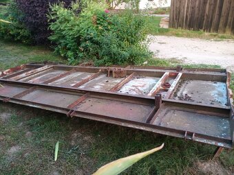 Díly na traktorový vlek 5 tun - 2