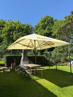 Slunečník Budvar velký top stav - 2