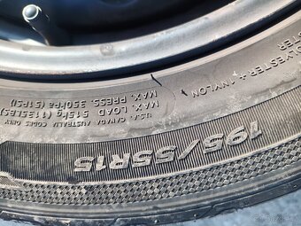 Škoda Fabia 2 sada letních kol 195/55 R15 5x100 - 2