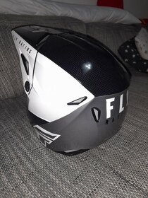 Motokros helma FLY - 2
