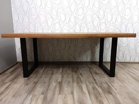 Rustikální jídelní stůl dub - 2