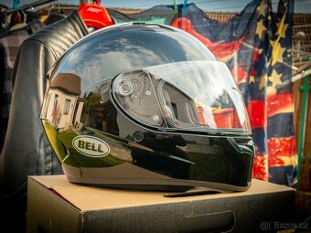 HELMA NA MOTORKU BELL - TOP - 2