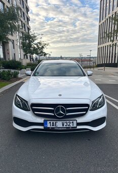 Mercedes-Benz E200 D 2019 - 2