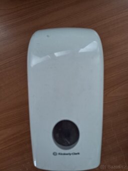 Zásobník dávkovač na mýdlo Kimberly Clark - 2