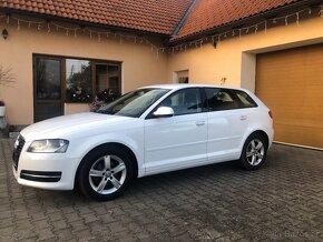AUDI A3 1.6 TDI SPACEBAG, AUTOMAT - 2