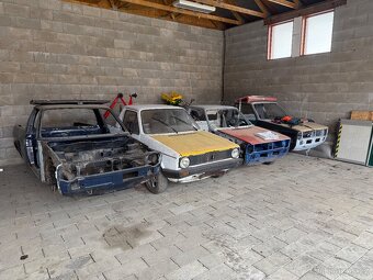 VW Caddy mk1 1.6 benzín více kusů, 2x doklady - 2