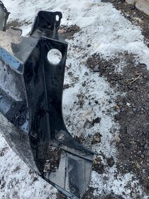 Zadní levá část nárazníku Renault Megane combi III - 2