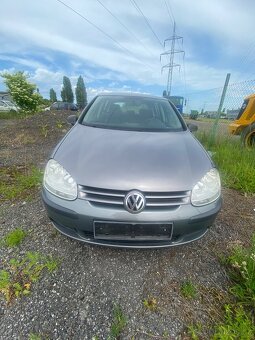 Golf V - 2