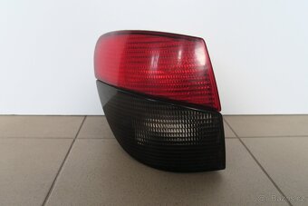 Zadní světla Peugeot 406 - 2