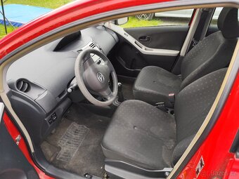 Toyota Yaris - 2