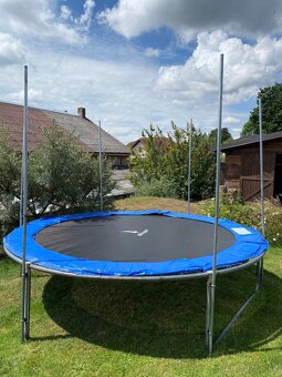 Trampolína - 2