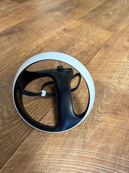 Prodám PlayStation VR2 – zánovní stav - 2