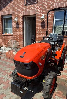 Malotraktor na SPZ, výkon 26 koní - 2