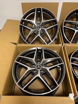 Mercedes Benz R19 E-class W213 - 2