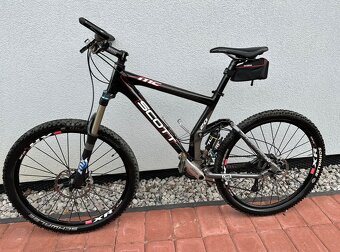 Scott Genius MC-20 karbon - 2