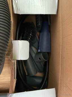 Vysavač PHILIPS na opravu - 2