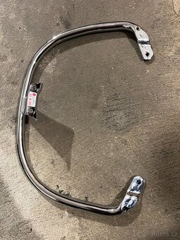 Zadní chromové madlo - Vespa Primavera 673634 - 2