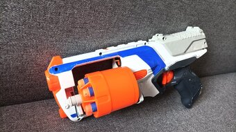 NERF STRONGARM - 2