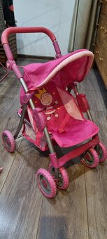 Kočárek s panenkami - 2