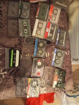 Mix MC kazety. 180 ks. - 2