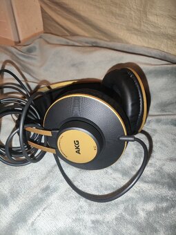Sluchátka AKG K92 nové - 2