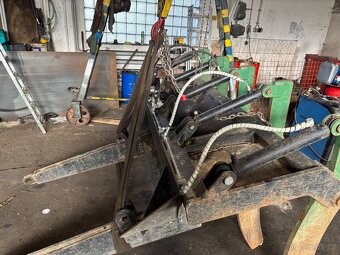 Shrnovač klestu - 2