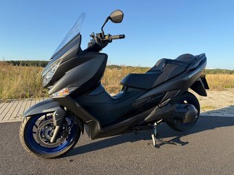 Suzuki Burgman 400 - 2