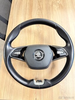 Škoda Octavia 4 volant+ airbag - 2