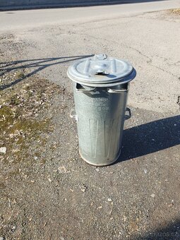 Plechová popelnice - 2