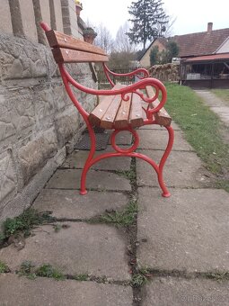 Litinová lavička - 2