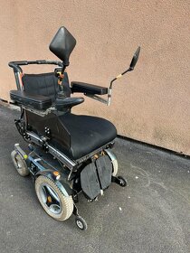 Invalidní elektrický vozík Permobil C300 - 2