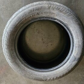 Zimni starsi pneu 185/60R15 - 2