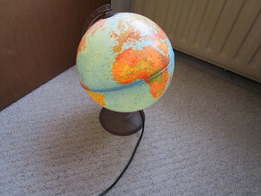 Pěkný zachovalý globus, výška 35 cm, průměr 25 cm, svítí - 2