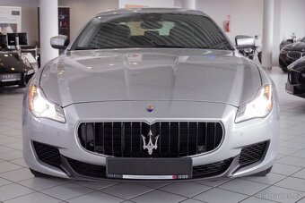 Maserati Quattroporte - 2