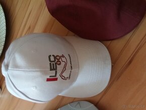 Šiltovky nové predam - 2