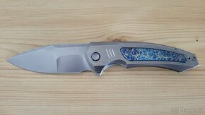 We Knife Hyperactive - 2
