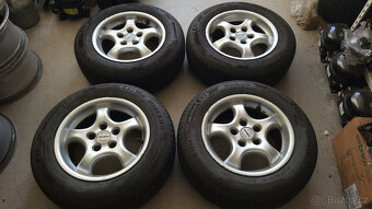 90% letní ALU kola 15" 5x114,3 Renault Fluence - 2