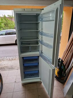 Prodám kombinovanou ledničku - 2