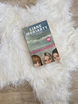 kniha Sedmilhářky - 2