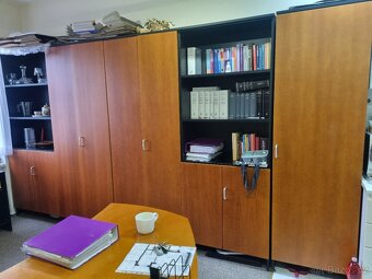 kancelářský nábytek - 2