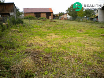 Prodej stavebního pozemku 1336 m2 Slatina - 2