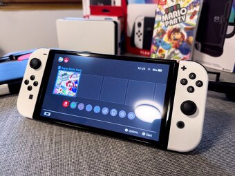 Nintendo Switch OLED + Příslušenství (3) + Super Mario Party - 2