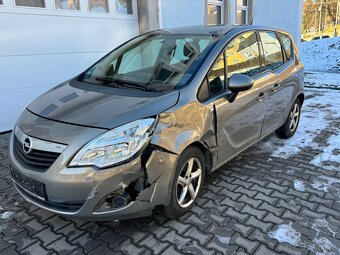 Opel meriva B 2010-2013 díly s auta Opel meriva B dily s aut - 2